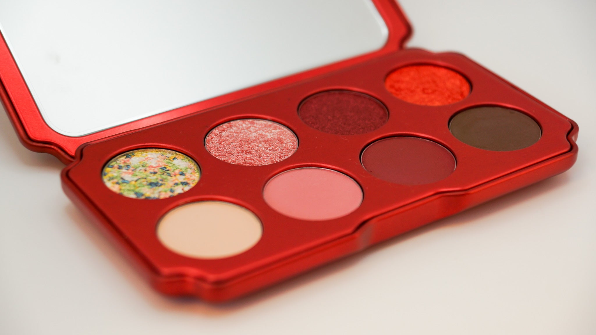 Red Roses Eyeshadow Palette