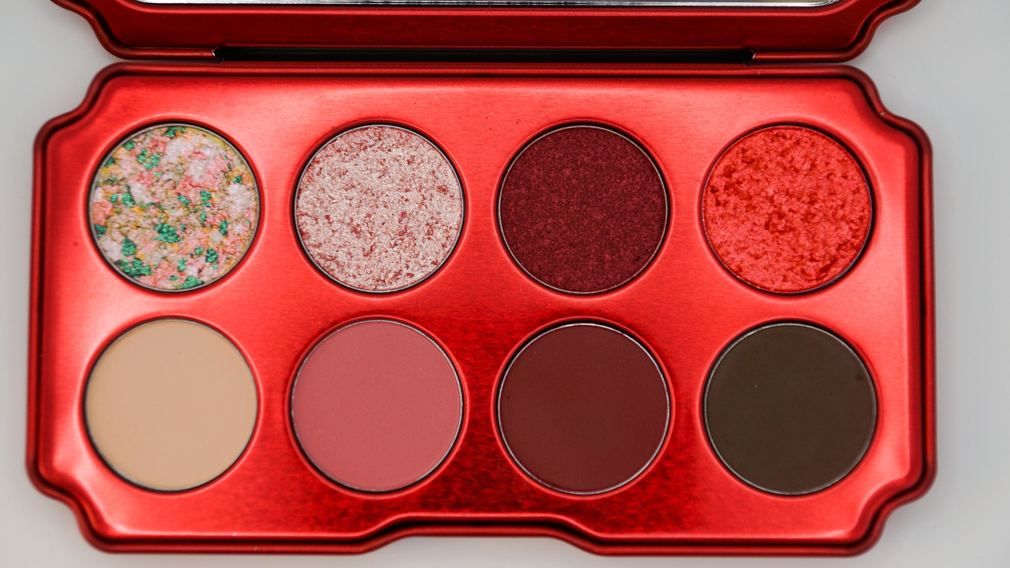 Red Roses Eyeshadow Palette