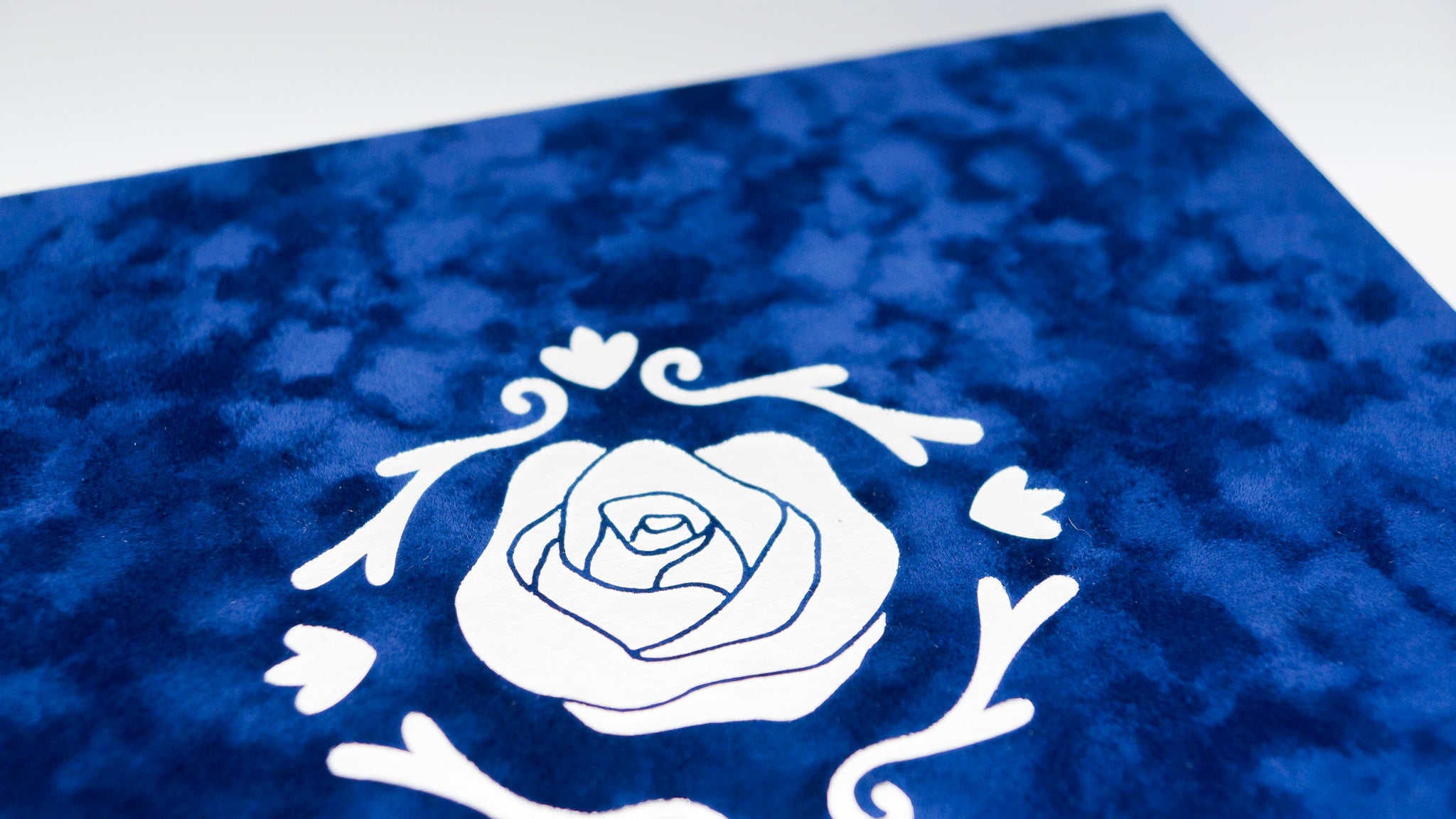 Sapphire Diamonds Luxury Gift Box